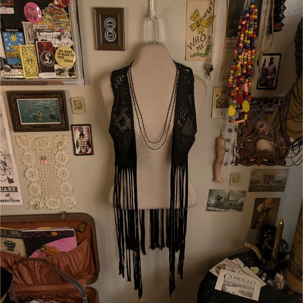 Earthbound Cropped Fringe Mini Vest Women's Small/Medium Black Lace